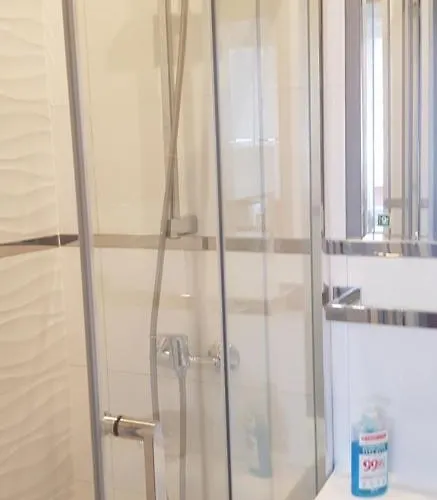 Donna Δωμάτια σε οικογενειακή κατοικία Miedzyzdroje